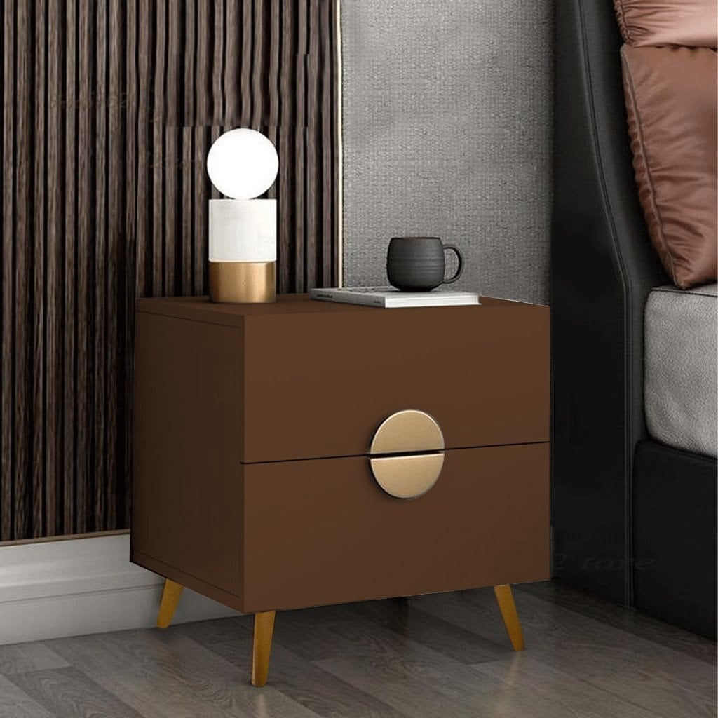 كومودينو مودرن بتصميم خشبي دافئ ولمسات ذهبية عصرية Dark wood modern nightstand with gold detailing